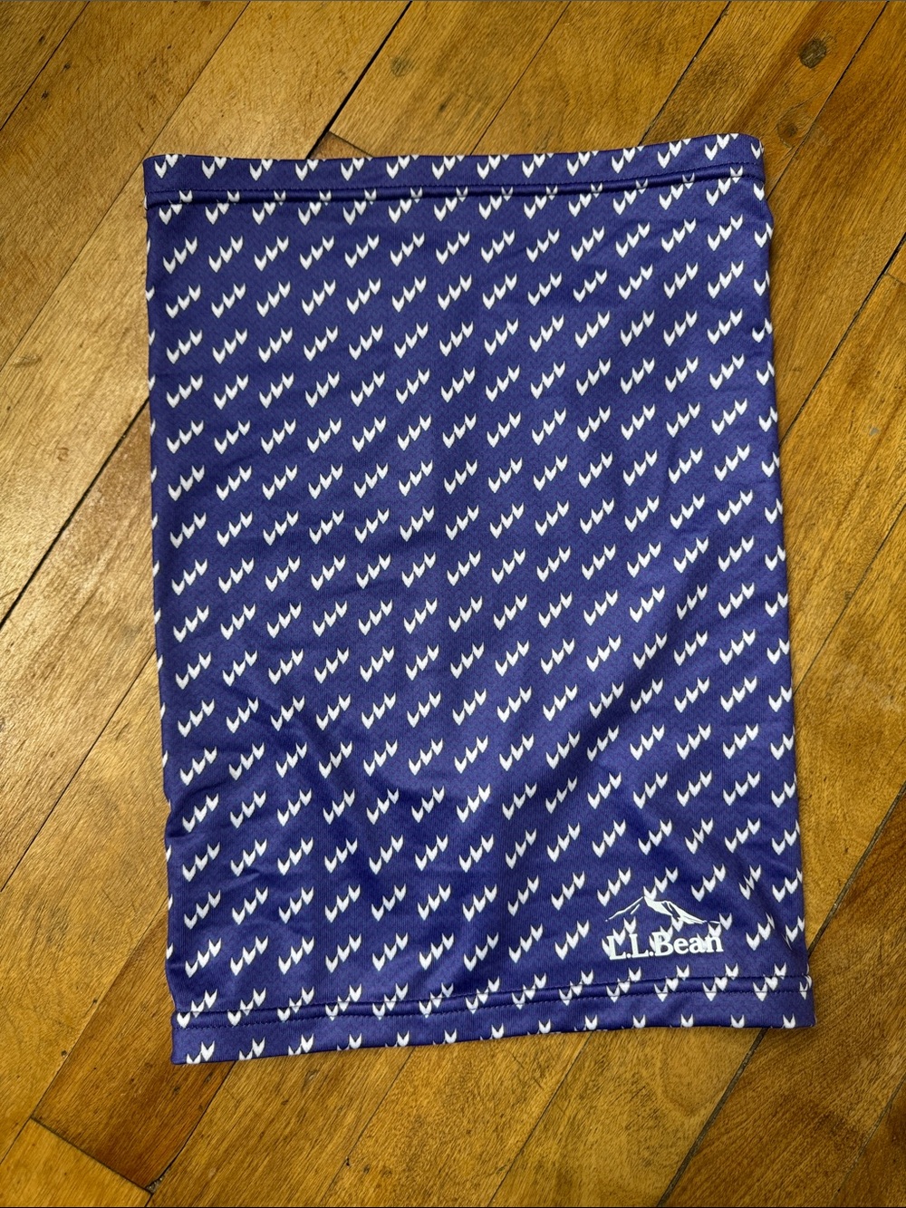 L.L. Bean Purple and White Patterned Neck Gaiter